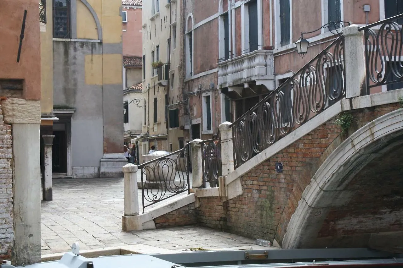 Apartment Casanova Penthouse In The Heart Of Venice