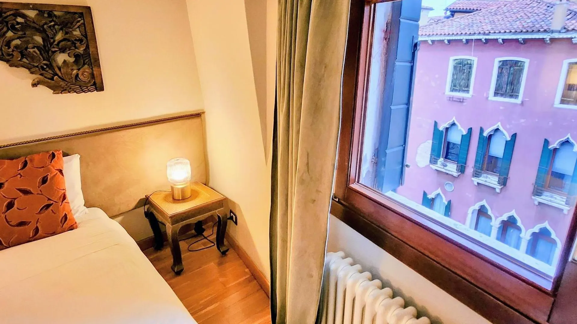 Casanova Penthouse In The Heart Of Venice Italy